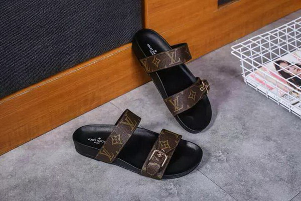 LV Slippers Women--030